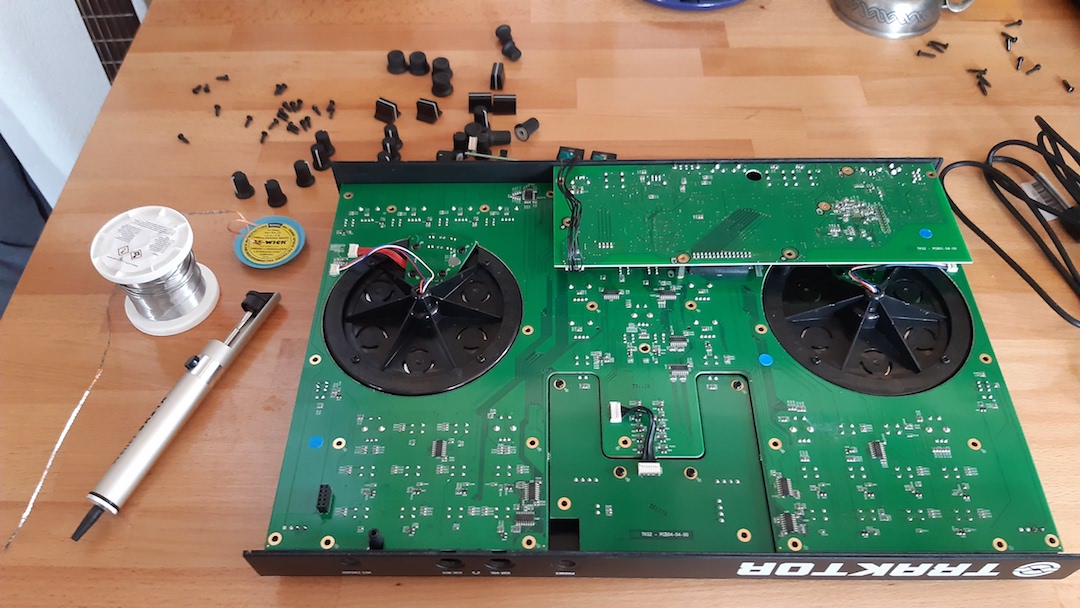 TRAKTOR S2 Knobs repair-5